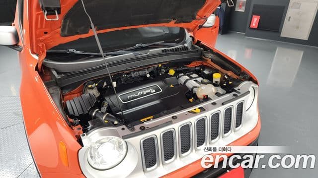 Jeep Renegade 2.0 дизель Limited AWD, 2016 6