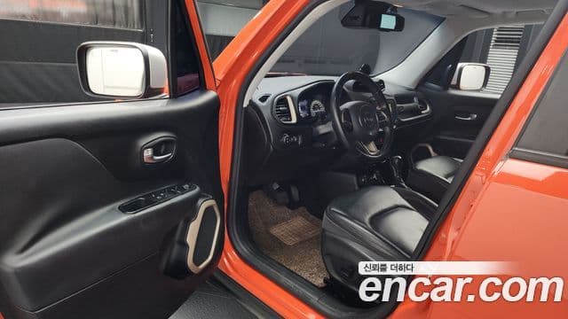 Jeep Renegade 2.0 дизель Limited AWD, 2016 10