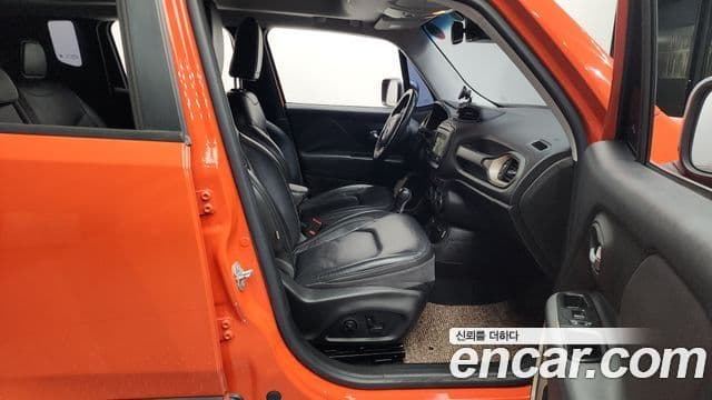 Jeep Renegade 2.0 дизель Limited AWD, 2016 11