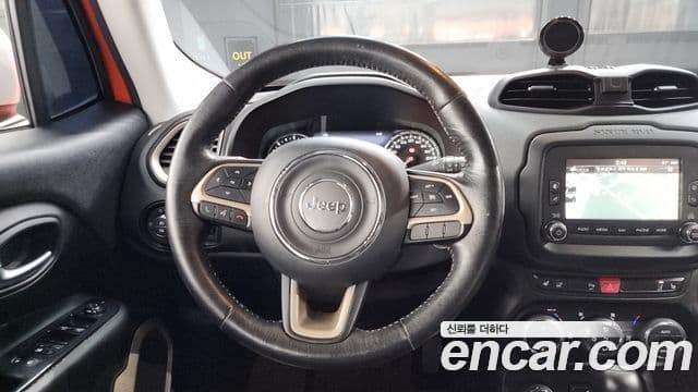 Jeep Renegade 2.0 дизель Limited AWD, 2016 13