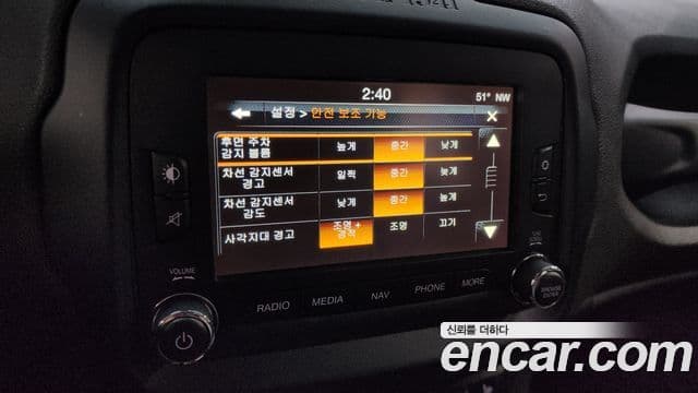 Jeep Renegade 2.0 дизель Limited AWD, 2016 16