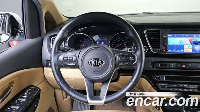 Kia All New Carnival Prestige, 2018 13