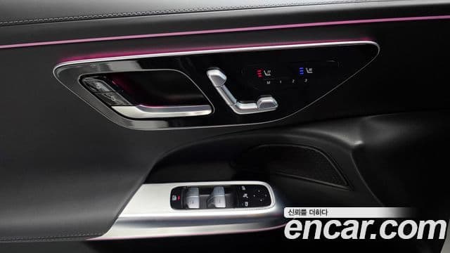 Mercedes-Benz E-класс W214 Avantgarde, 2024 18