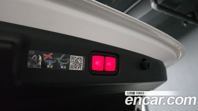 Mercedes-Benz E-класс W214 Avantgarde, 2024 20