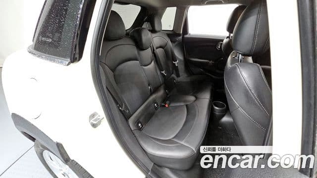 Mini Cooper 3세대, 2019 12