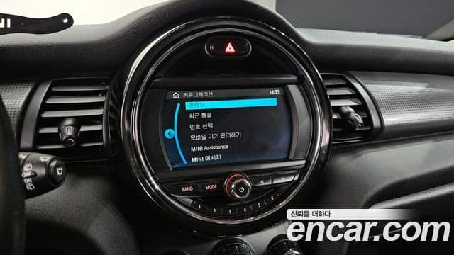 Mini Cooper 3세대, 2019 16