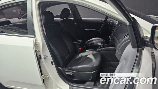 Kia Forte Eco Plus, 2011 11