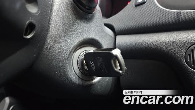 Kia Forte Eco Plus, 2011 18