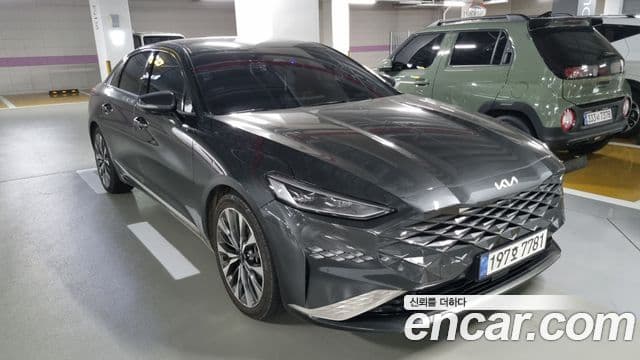 Kia K8 Signature, 2022 3