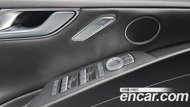 Genesis G80 (RG3) бензин 2.5 турбо 2WD, 2022 18