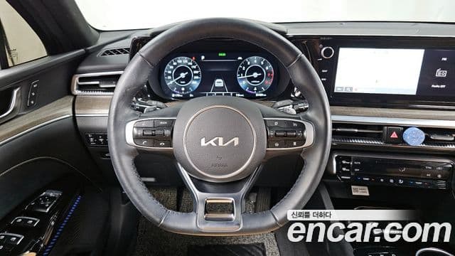Kia K5 3세대 Signature, 2022 13