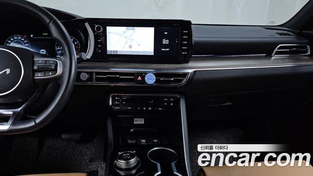 Kia K5 3세대 Signature, 2022 14