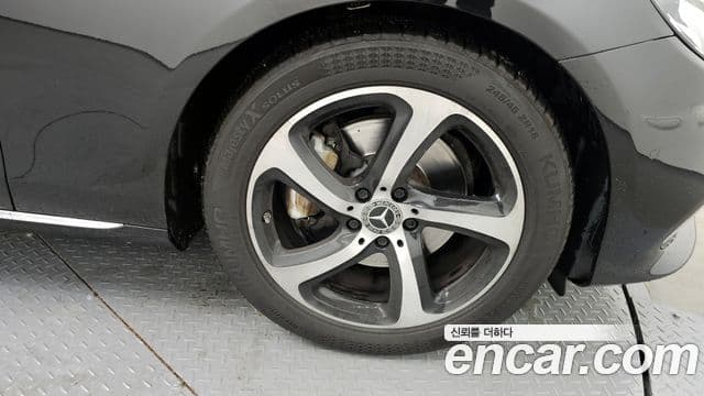 Mercedes-Benz E-класс W213 Avantgarde, 2020 все фото