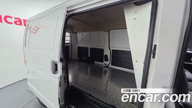 동풍소콘 C35 EV 2-seater, 2022 20