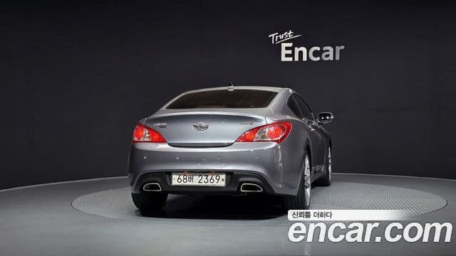 Hyundai Genesis купе 200 турбо R, 2009 4