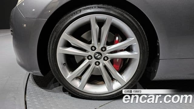 Hyundai Genesis купе 200 турбо R, 2009 все фото