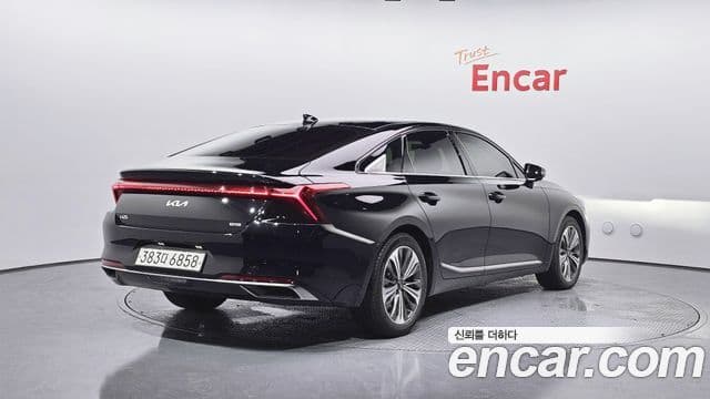 Kia K8 гибрид Signature, 2023 2