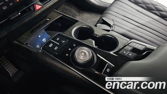 Kia K8 гибрид Signature, 2023 9