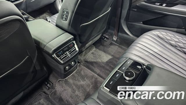 Kia K8 гибрид Signature, 2023 19