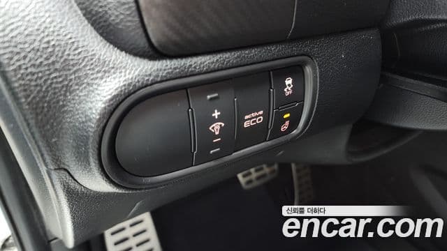 Kia K3 купе Prestige, 2015 17