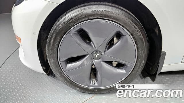 Tesla модель 3 Standard Range Plus RWD, 2020 все фото