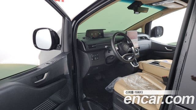 Hyundai Staria 9인승, 2023 10