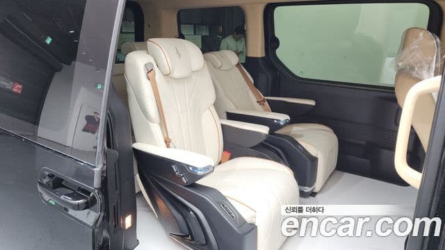 Hyundai Staria 9인승, 2023 12