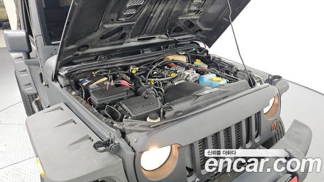 Jeep Wrangler (JK) 2.8 дизель Rubicon 2도어, 2010 6