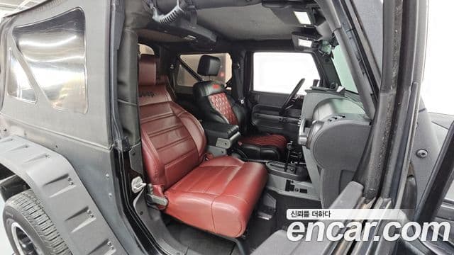 Jeep Wrangler (JK) 2.8 дизель Rubicon 2도어, 2010 11