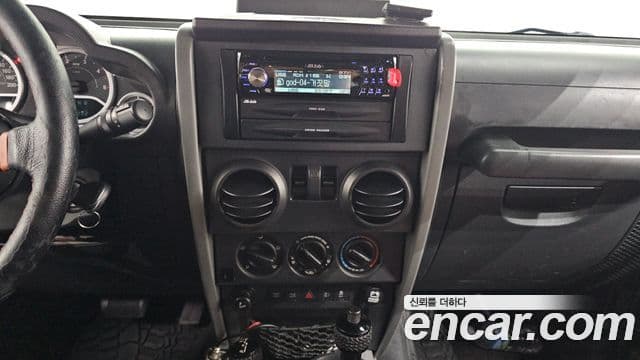 Jeep Wrangler (JK) 2.8 дизель Rubicon 2도어, 2010 14