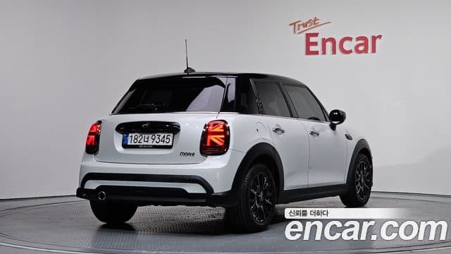 Mini Cooper 3세대, 2024 2