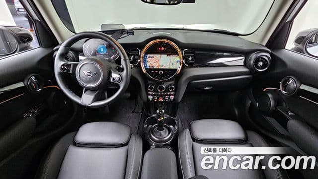 Mini Cooper 3세대, 2024 7