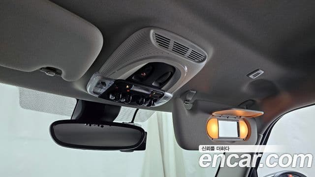 Mini Cooper 3세대, 2024 18