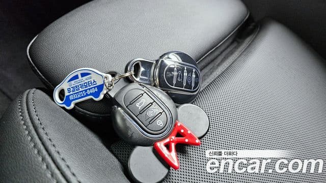 Mini Cooper 3세대, 2024 19