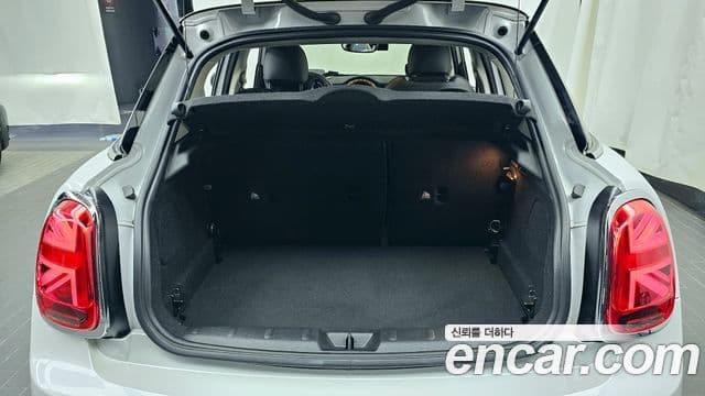 Mini Cooper 3세대, 2024 20