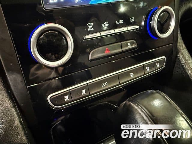 Renault Korea(Samsung) SM6 2.0 LPe RE (для людей с инвалидностью), 2016 16