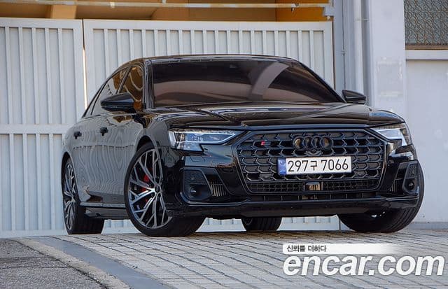 Audi S8 (D5) 4.0 TFSI Quattro LWB, 2023 4
