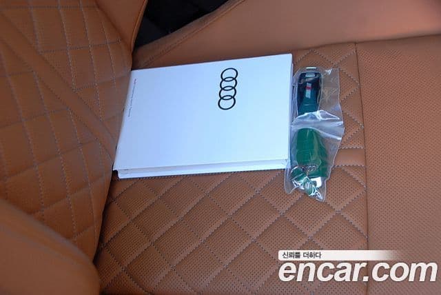 Audi S8 (D5) 4.0 TFSI Quattro LWB, 2023 13