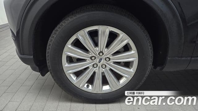 Ford Explorer 6세대 2.3 Limited 4WD, 2021 все фото