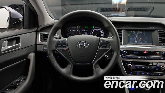 Hyundai LF Sonata Style, 2016 13