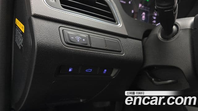 Hyundai LF Sonata Style, 2016 14