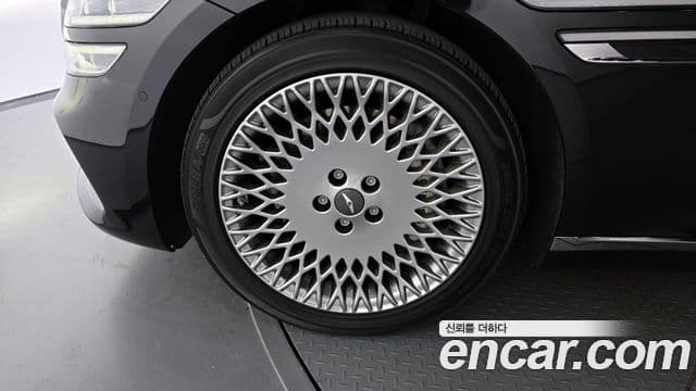 Genesis G80 (RG3) бензин 3.5 турбо AWD, 2022 все фото