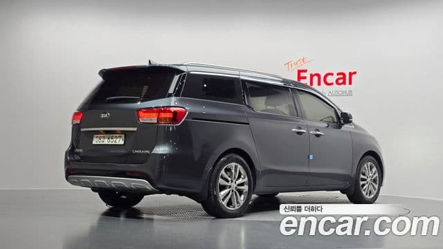 Kia All New Carnival VIP, 2017 2