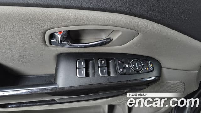 Kia All New Carnival VIP, 2017 16