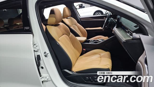 Kia K5 3세대 Signature, 2020 10