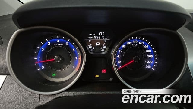 Hyundai Avante MD Luxury, 2012 8