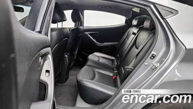 Hyundai Avante MD Luxury, 2012 12