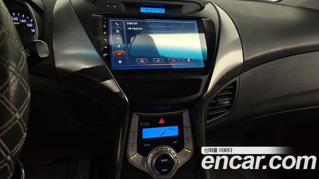 Hyundai Avante MD Luxury, 2012 14