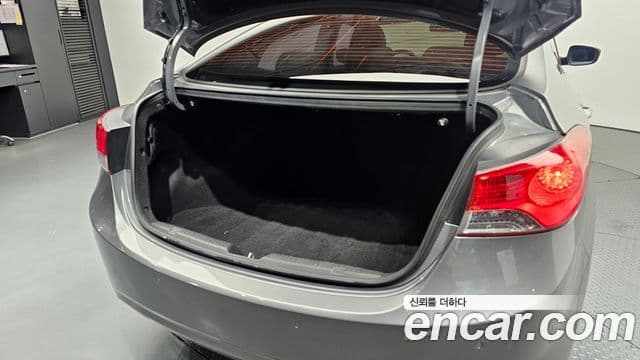 Hyundai Avante MD Luxury, 2012 20