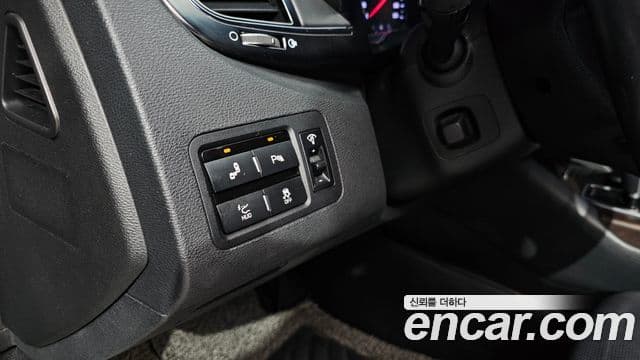 Kia K9 Special, 2013 17